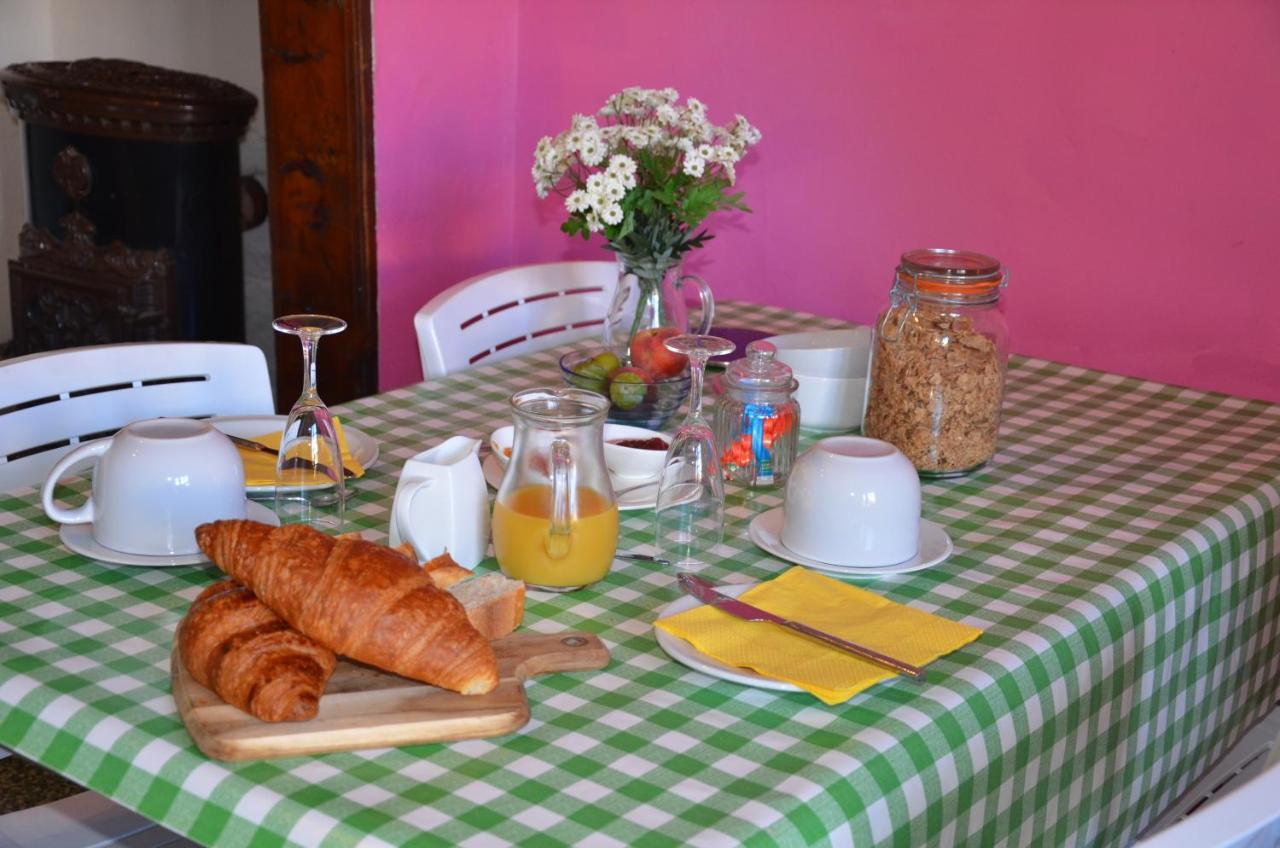 Bed and Breakfast Chez Madeleine Saint-Colomb-de-Lauzun Exterior foto