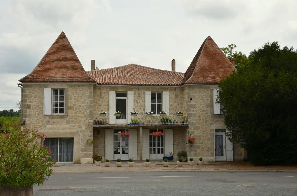 Bed and Breakfast Chez Madeleine Saint-Colomb-de-Lauzun Exterior foto