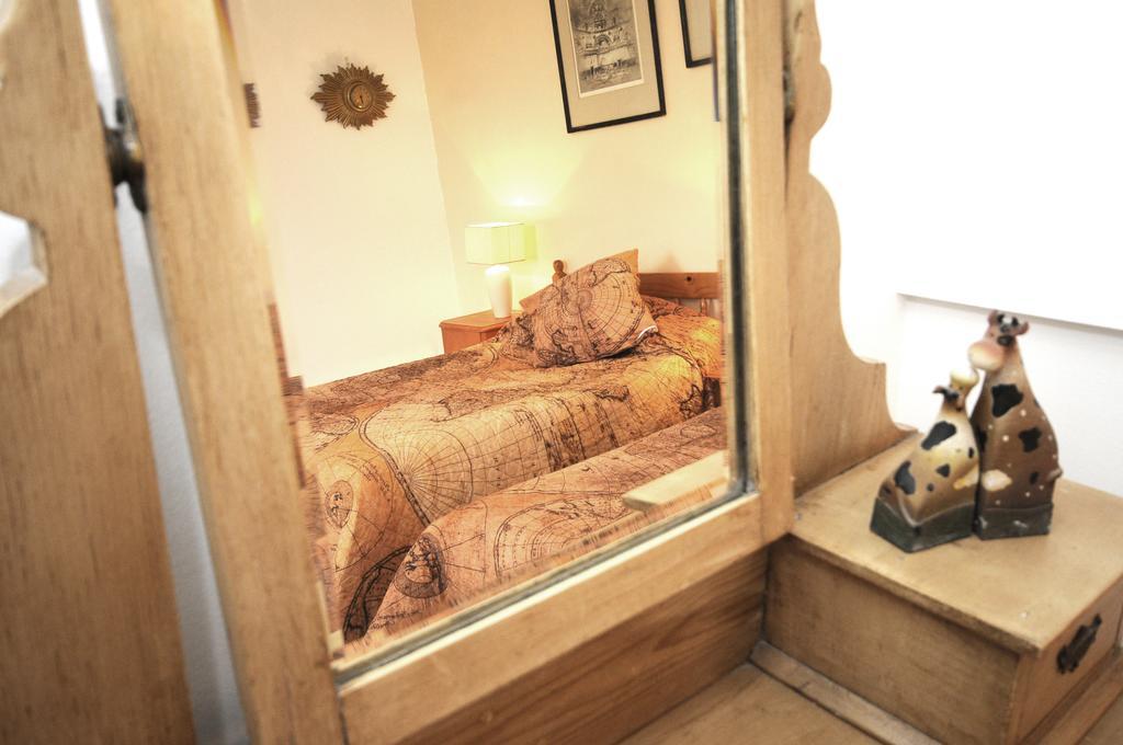 Bed and Breakfast Chez Madeleine Saint-Colomb-de-Lauzun Habitación foto